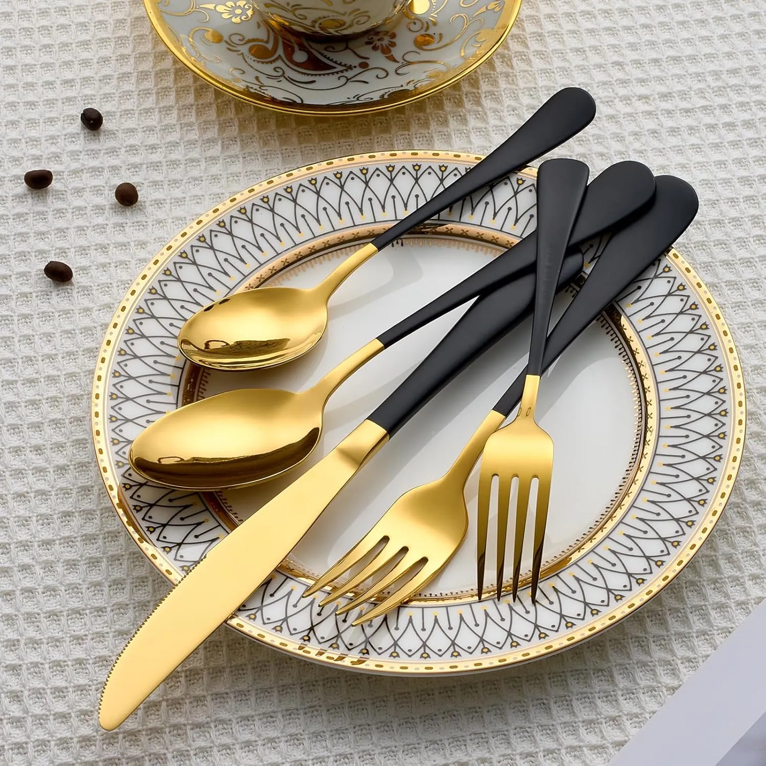 20 Piece Gold and Black 18/0 Flatware Utensil Set for 4, Include Dinner Knife,Dinner Forks,Dinner Spoons,Salad Forks,Teaspoons,Silverware Set for 4, Dishwasher Safe