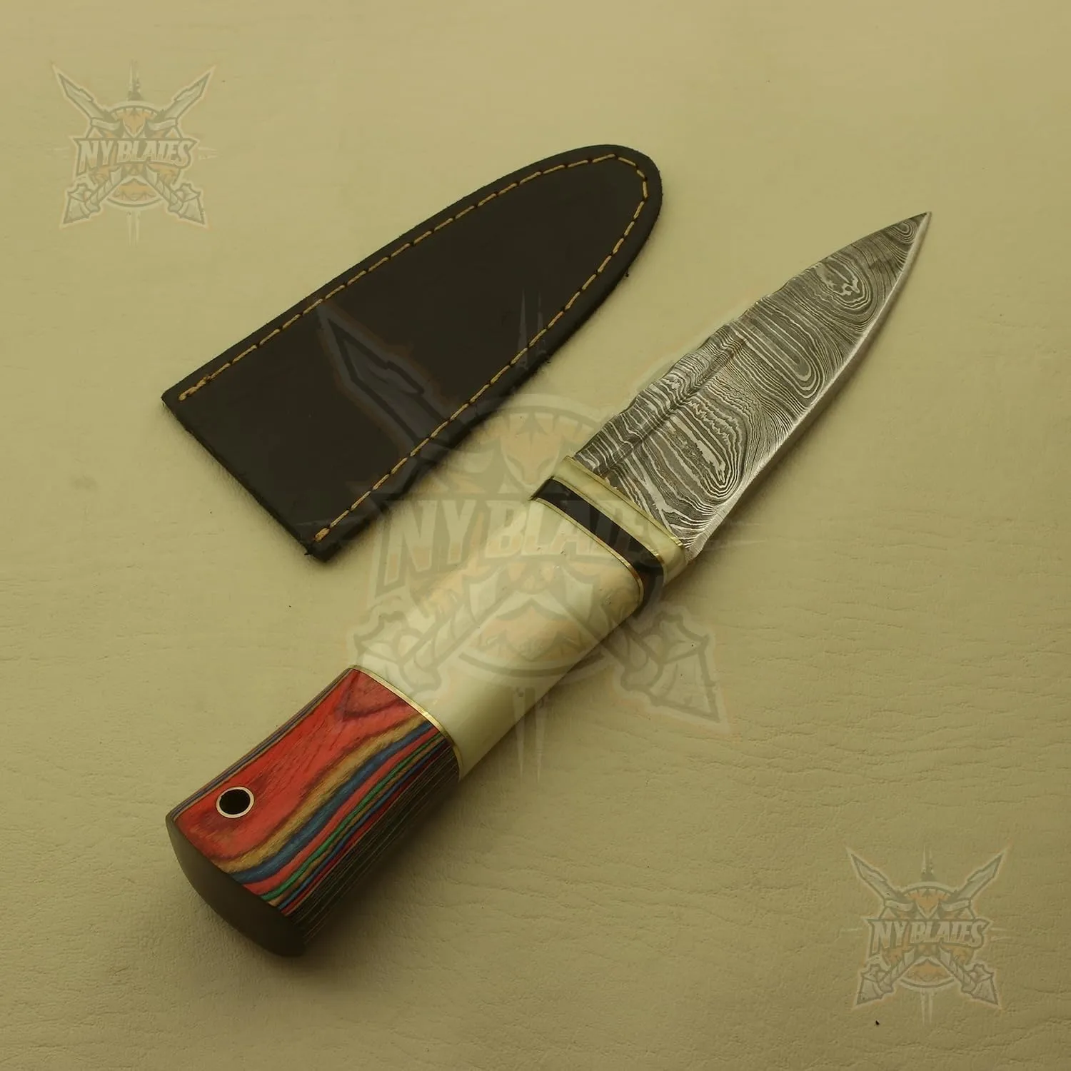 Custom Hand Forged Damascus Steel Celtic Scottish Sgian Dubh Plain Top Knife Scotland (Cream/Multi)