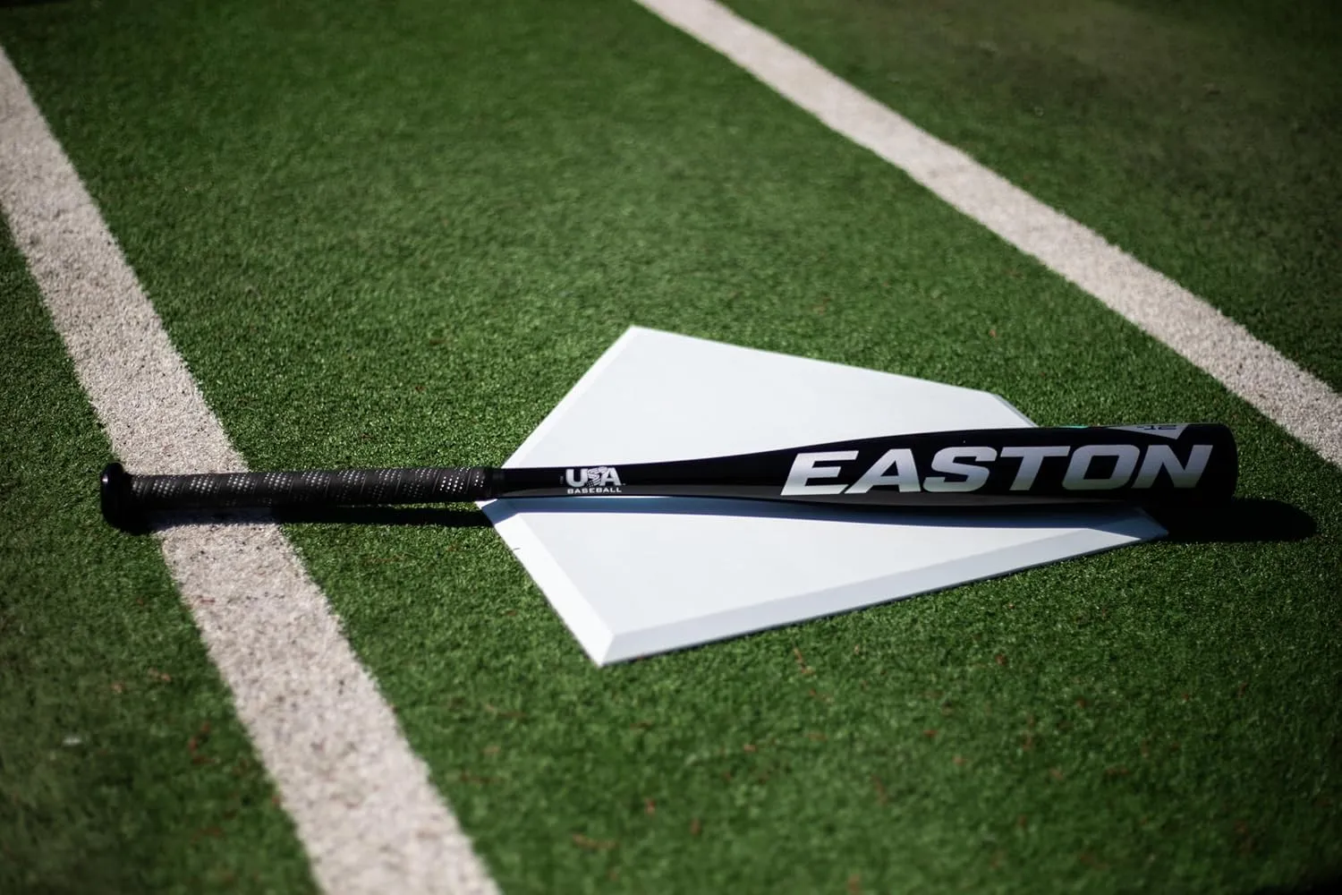 Easton | Moxie Baseball Bat | USA | -12 Drop | 2 1/4 Barrel | 1 Pc. Aluminum