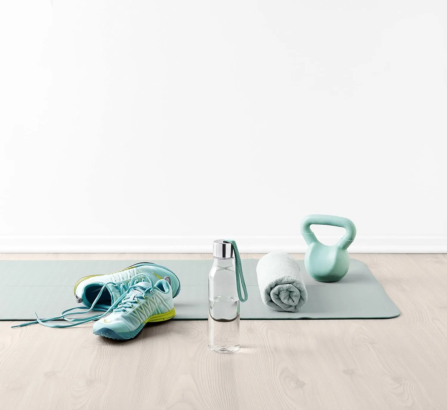Eva Solo | Drinking bottle 17oz | Impact-resistant BPA-free plastic | Dishwasher Safe Except the Lid | Danish Design, Functionality & Quality | Marble Grey