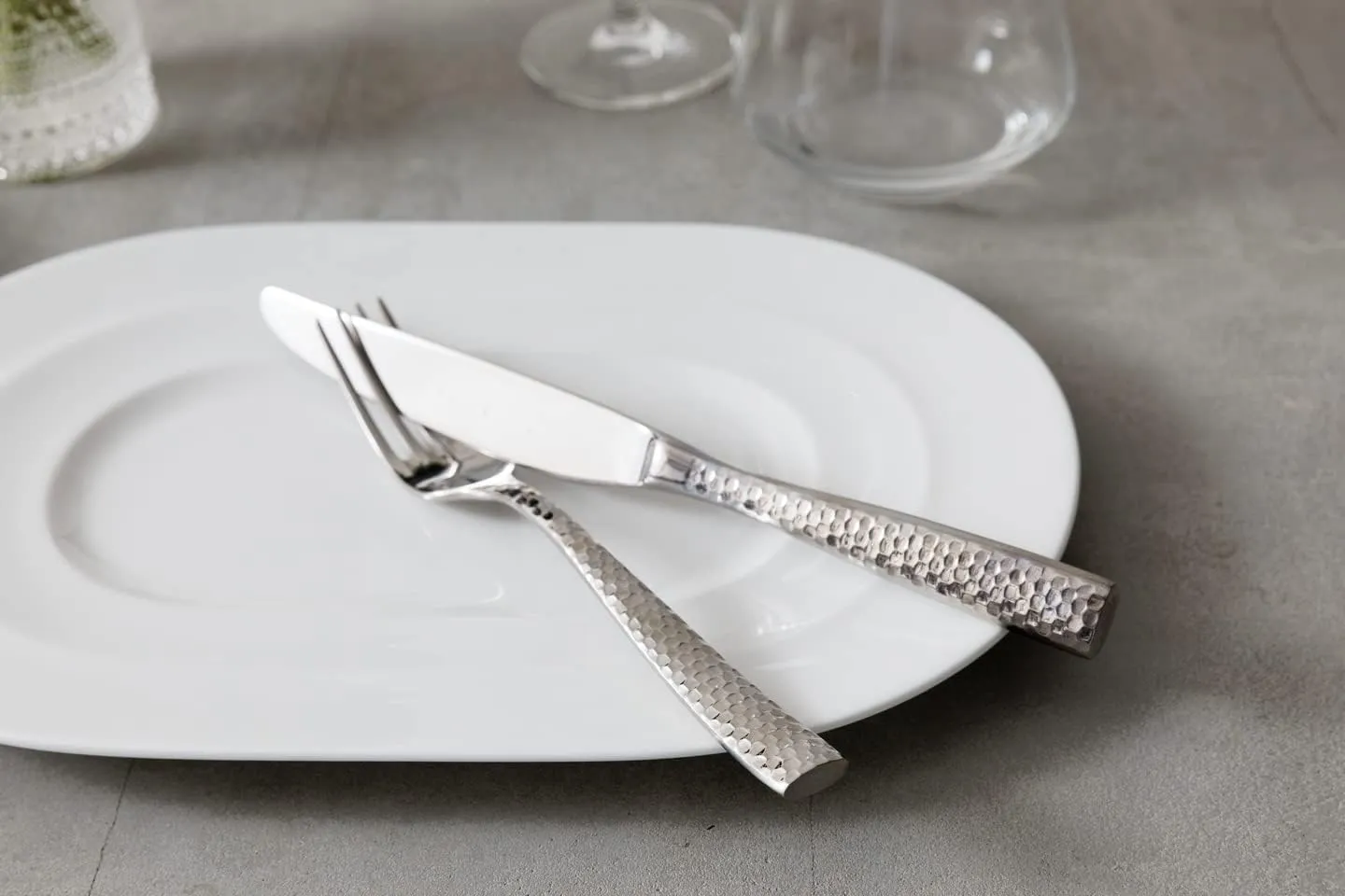 Fortessa Lucca Flatware Set, 5-Piece, Faceted Stainless