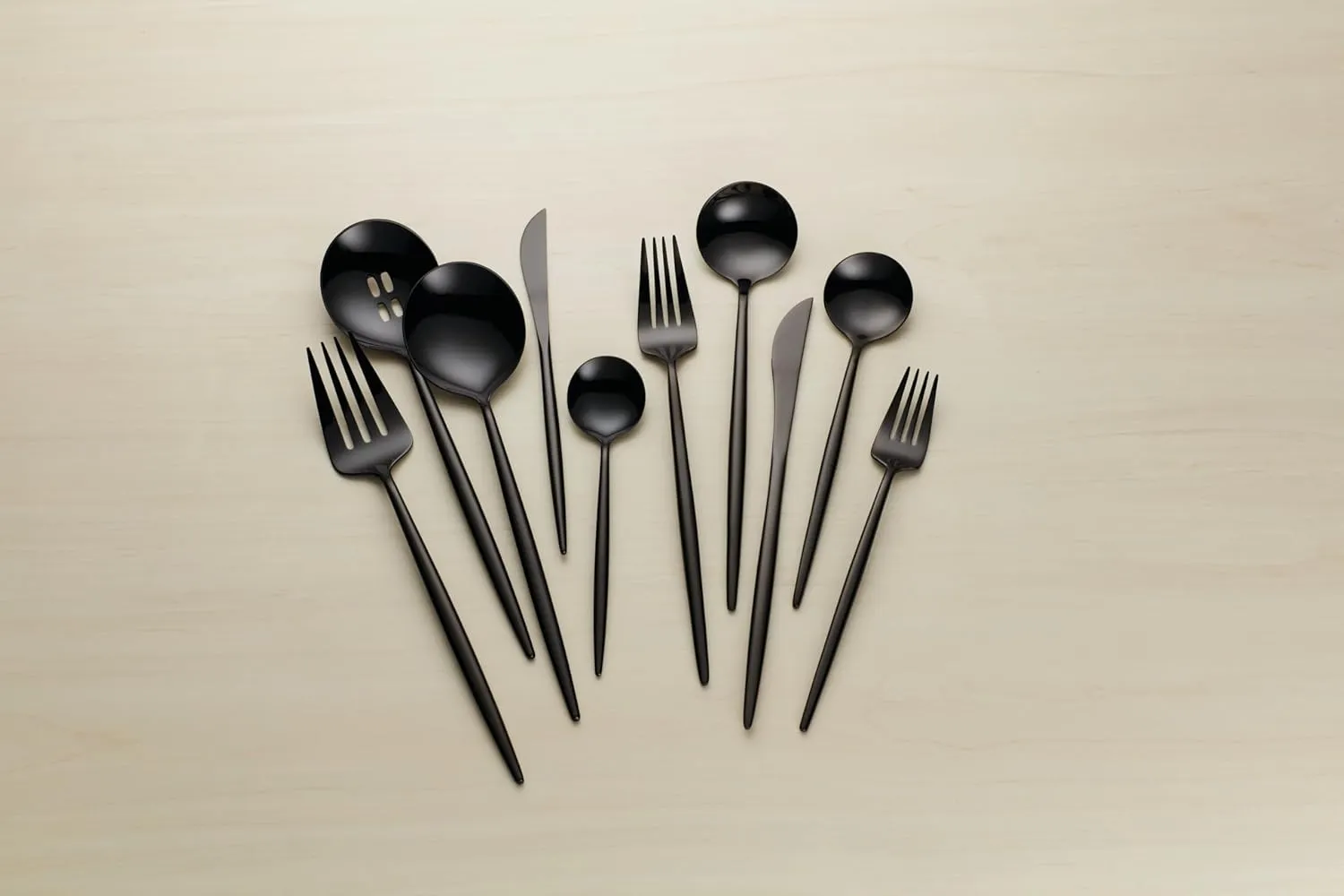 Hampton Forge 894757 Skandia Zephyr Black 45 Piece Flatware Set