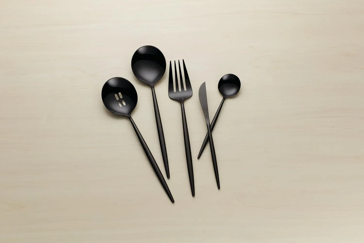 Hampton Forge 894757 Skandia Zephyr Black 45 Piece Flatware Set