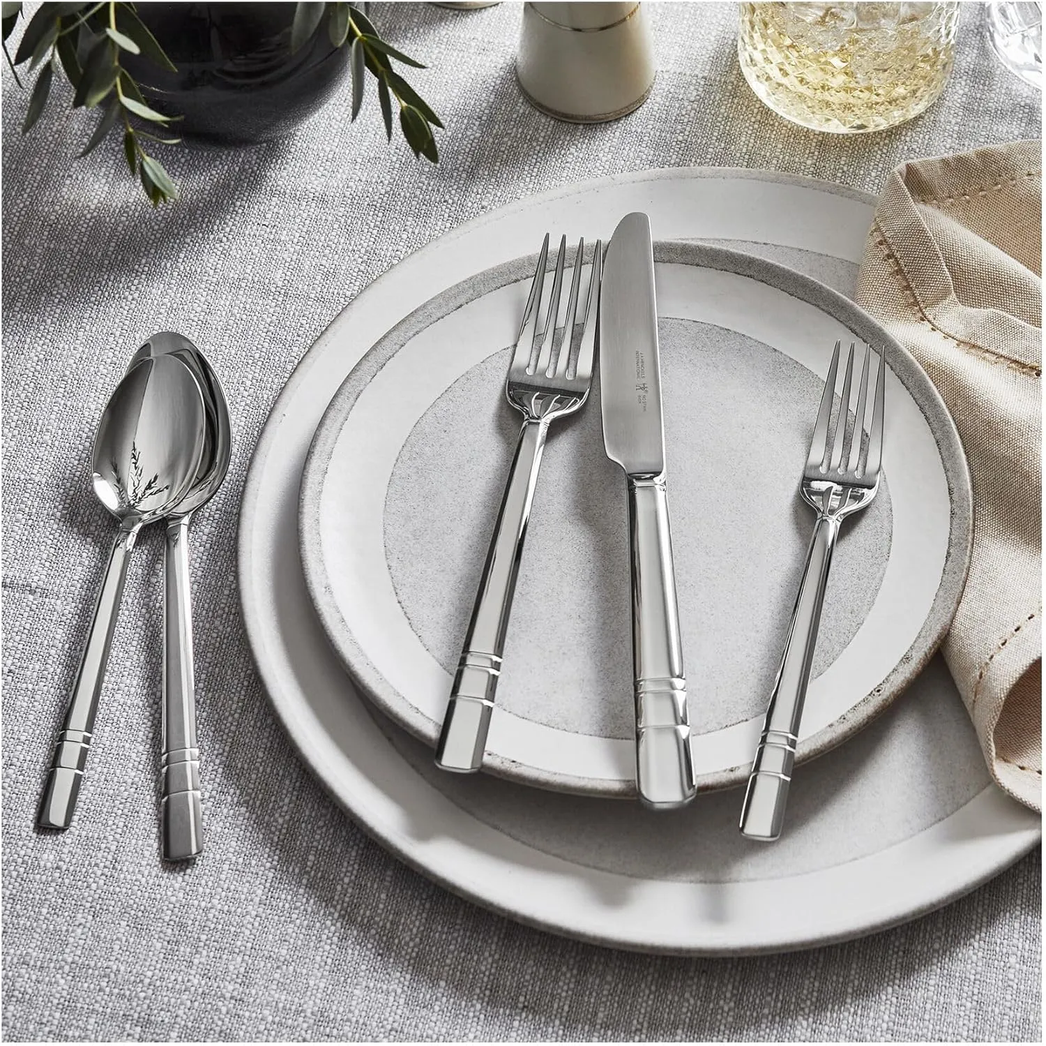 Henckels Madison Square 65-piece Flatware Set,18/10 Stainless Steel, Silver