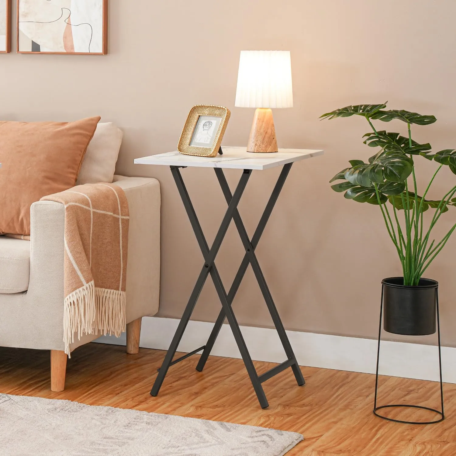 HOOBRO Folding TV Tray, Stable Snack Table for Small Space, Portable Sofa Side Table, Easy Assembly and Storage, Ideal for Snacks and Meals in Living Room, Marble and Black BW15BZ01
