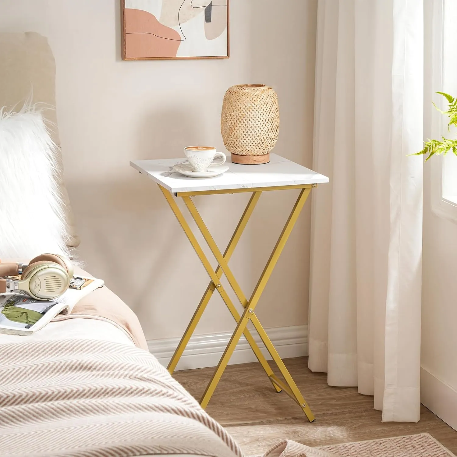 HOOBRO Folding TV Tray Table, Wooden TV Tray, Portable Sofa Side Snack Table, Industrial Desk for Small Spaces, Space-Saving, Easy to Install and Fold, Marble and Gold DM27BZ01