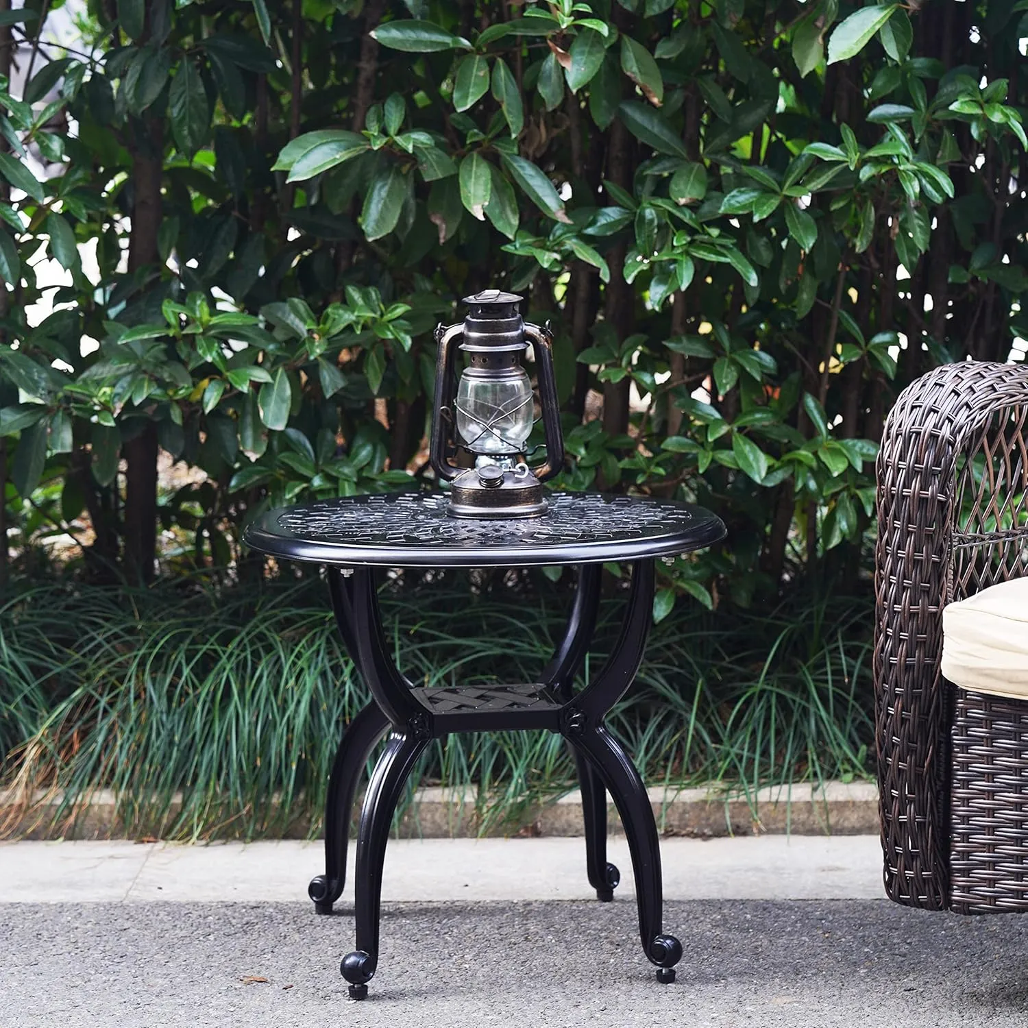 Mandolin Outdoor Patio,Rust -Resistant Cast Aluminum Side Table,Weather Resistant End Table，Coffee Table， Perfect for Patio, Backyard Or Garden.W 20.8" X H18.5(Aluminum Round, Black)