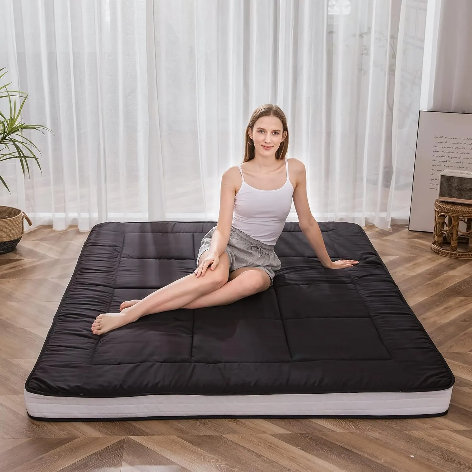 MAXYOYO Twin Bed Mattress Japanese Futon, Pad Camping Mattress Floor Bed Mattress Topper, Easy to Foldable and Portable, Black Futon Single Mattress