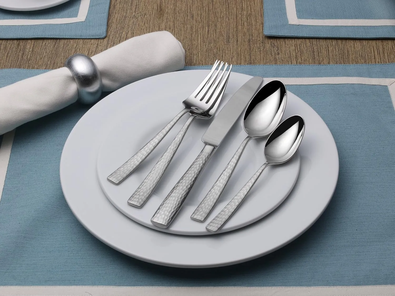 Mikasa 5204880 Oliver 20-Piece 18/10 Stainless Steel Flatware Set, Service for 4