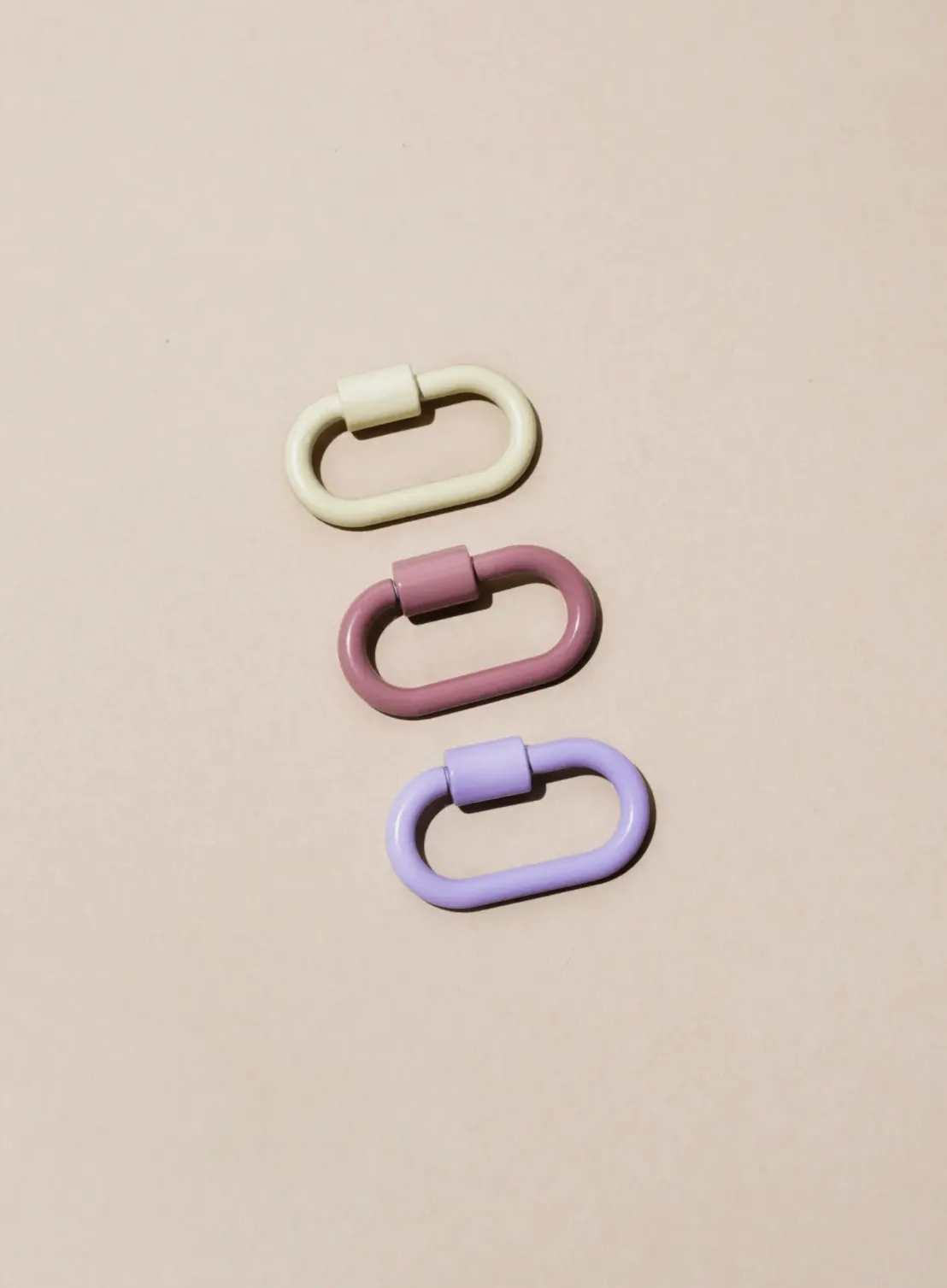 NAT   NOOR mini lock keychain in petals