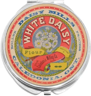 NewCharms White Daisy Vintage Flower Tin Compact with Mirrors - Perfect Pocket and Purse Size Folding Mirror for Applying Make Up Anywhere