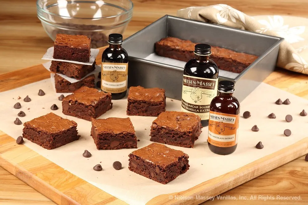 Nielsen-Massey Pure Chocolate Extract for Baking and Cooking, 18 Ounce Bottle