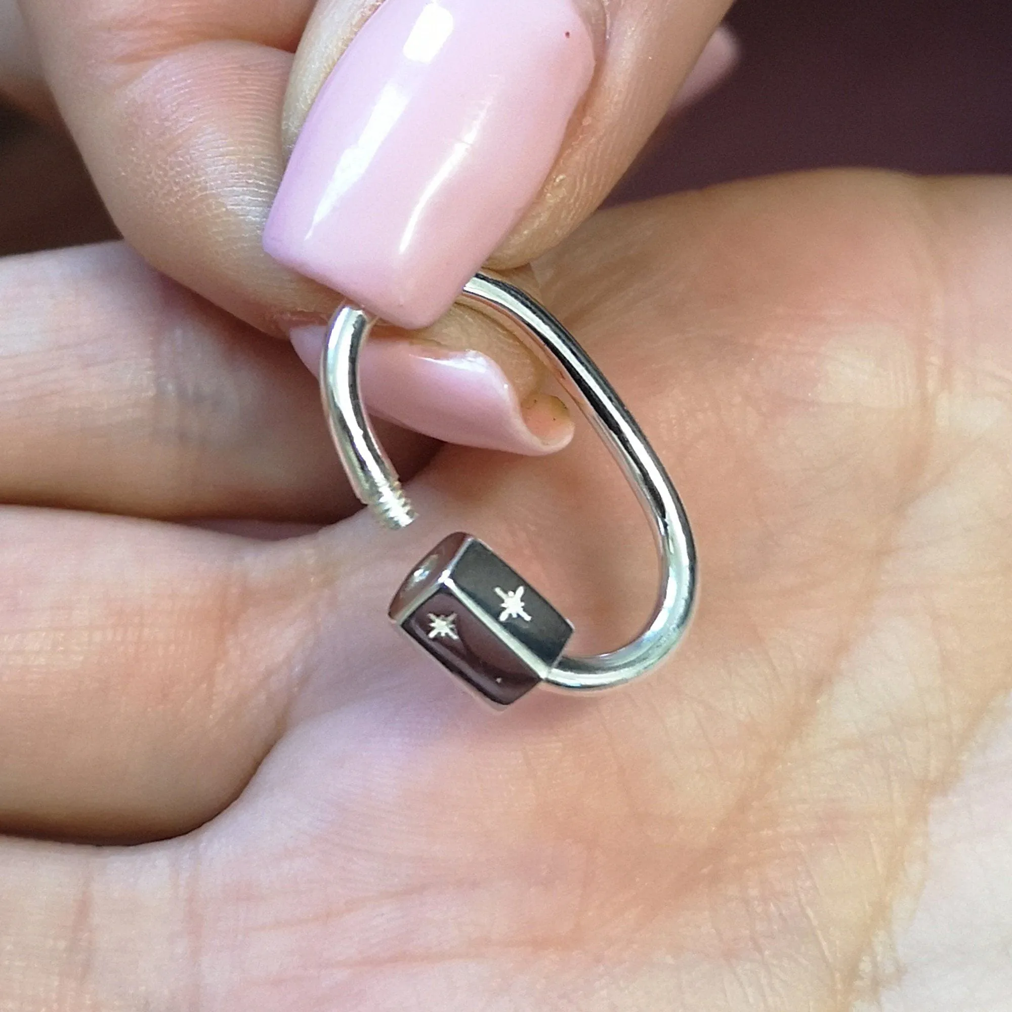 Oval Carabiner Charm Lock