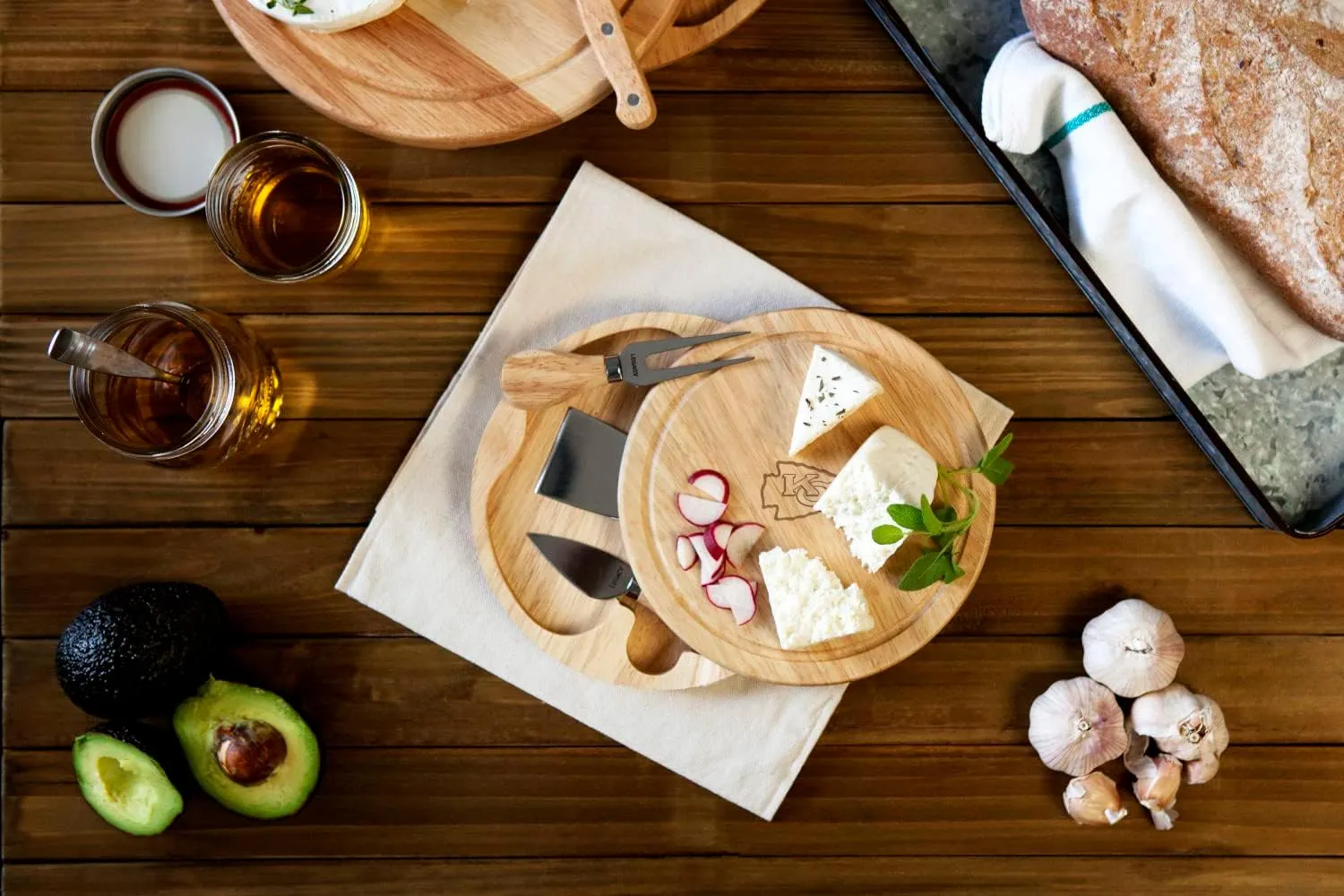 PICNIC TIME NFL Brie Cheese Board and Knife Set - Charcuterie Board Set - Wood Cutting Board