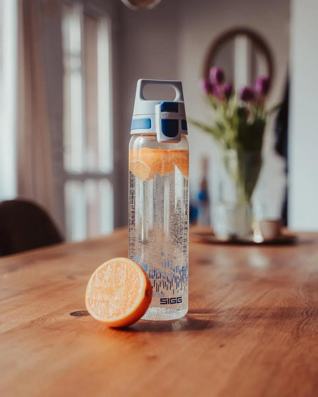 SIGG - Tritan Renew Transparent Water Bottle - Total Clear ONE MyPlanet - For Carbonated Beverages - Dishwasher Safe - With Fruit Strainer - Leakproof & Lightweight - BPA Free - 17 Oz / 25 Oz / 51 Oz