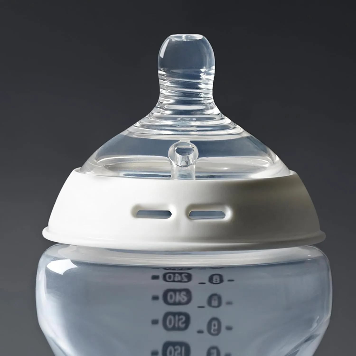 Tommee Tippee Closer to Nature Baby Bottle Nipples, Medium Flow Breast-like, Anti-Colic Valve, Soft Silicone (3m , 6 Count)