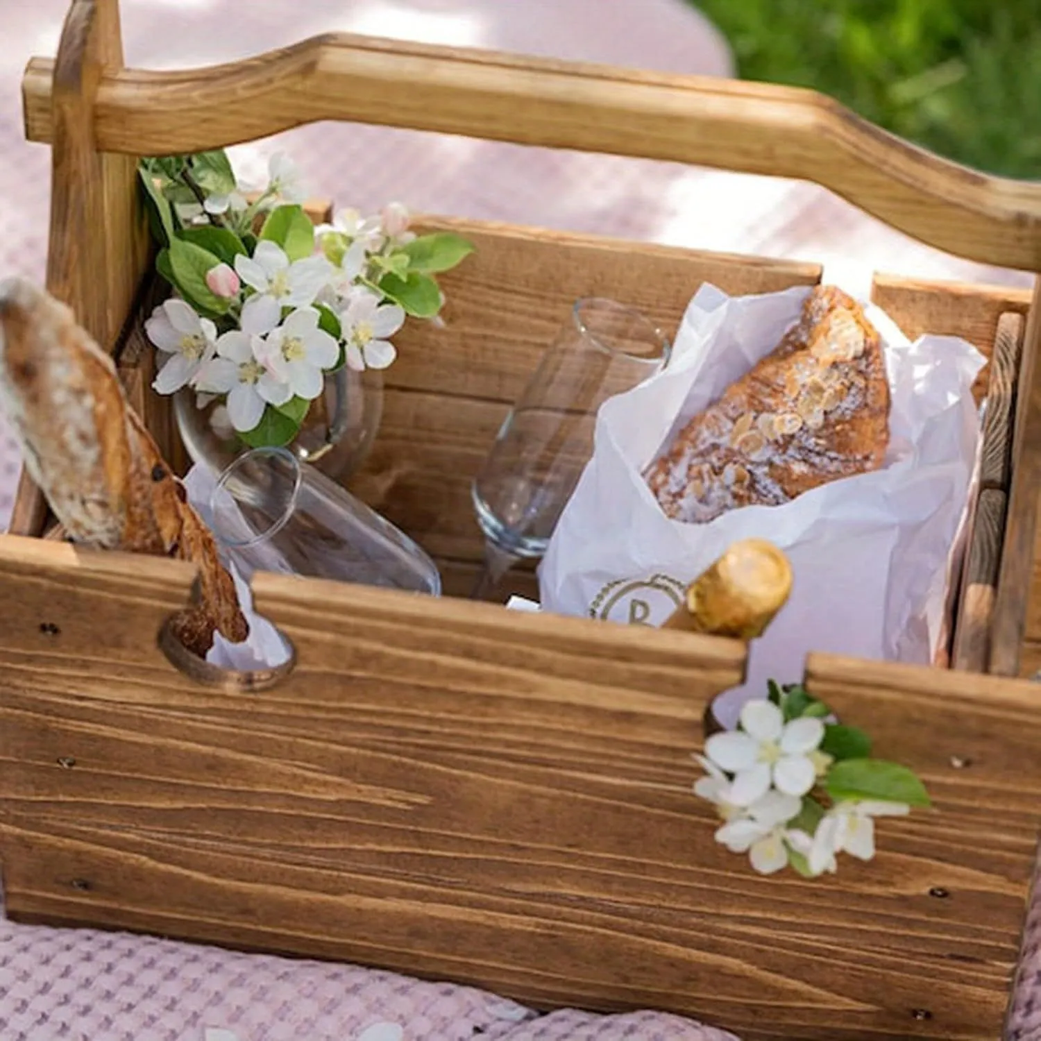 VESLY 2 in 1 Folding Wooden Picnic Basket Table, Latest Upgrades Easy to Install Picnic Basket with Table, Outdoor Fruit Cheese Snack Picnic Tray (Vintage)