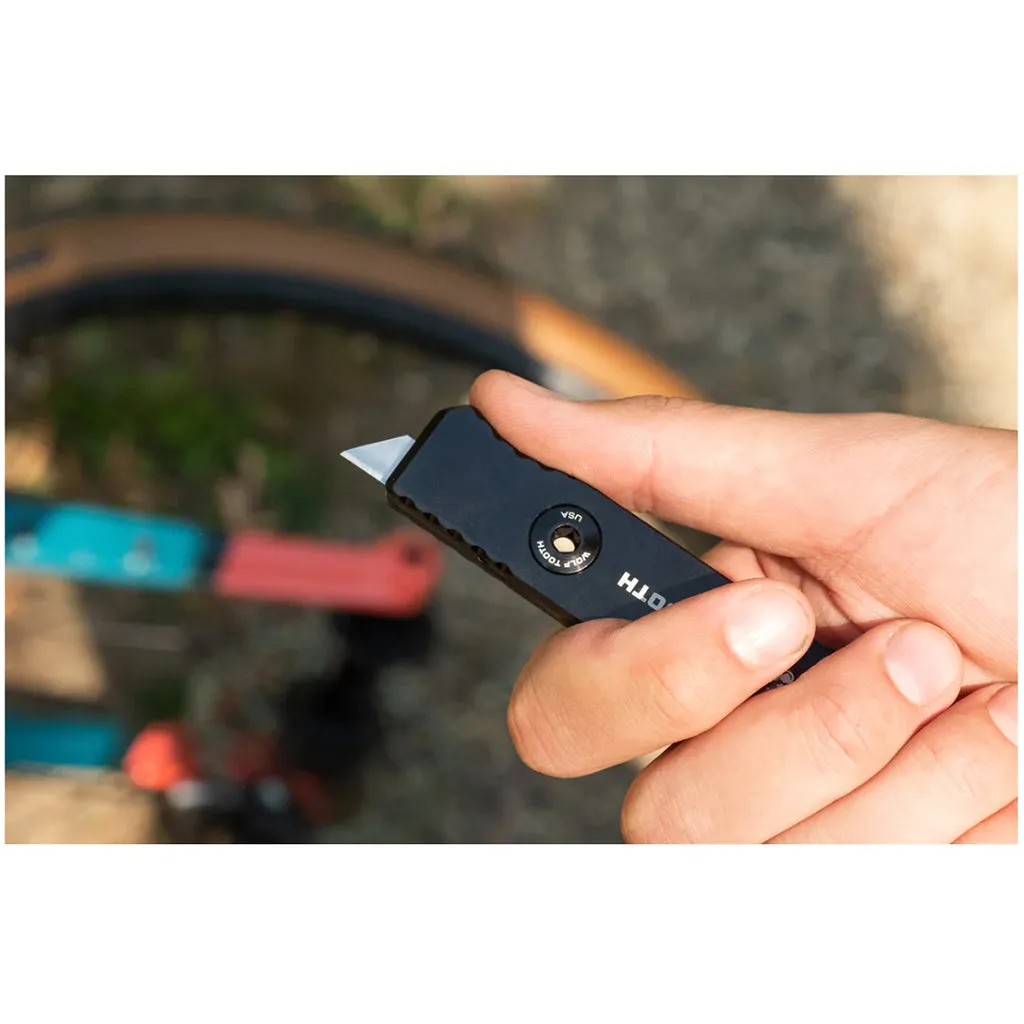 Wolf Tooth Components 8-Bit Chainbreaker   Utility Knife